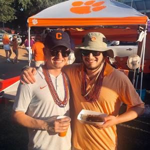 Meet your Posher, Sam